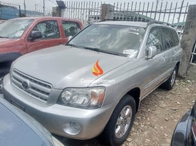 SILVER TOYOTA HIGHLANDER 2007