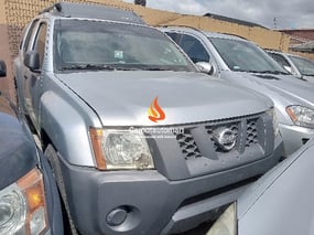 SILVER NISSAN XTERRA 2007