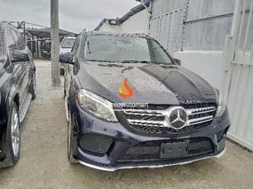 BLUE MERCEDES BENZ GLE400 4-MATIC 2019