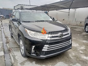 BLACK TOYOTA HIGHLANDER LIMITED 2018