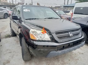 BLACK HONDA PILOT 2006