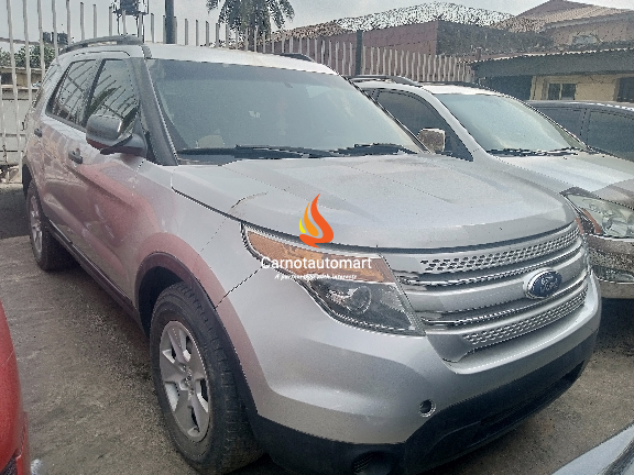 SILVER FORD EXPLORER 2014