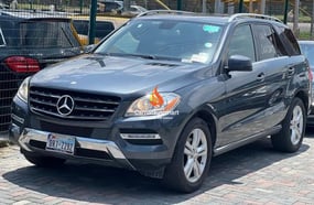 GREY MERCEDES BENZ ML350 4MATIC 2022