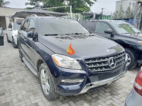 BLUE MERCEDES BENZ ML350 4-MATIC 2014