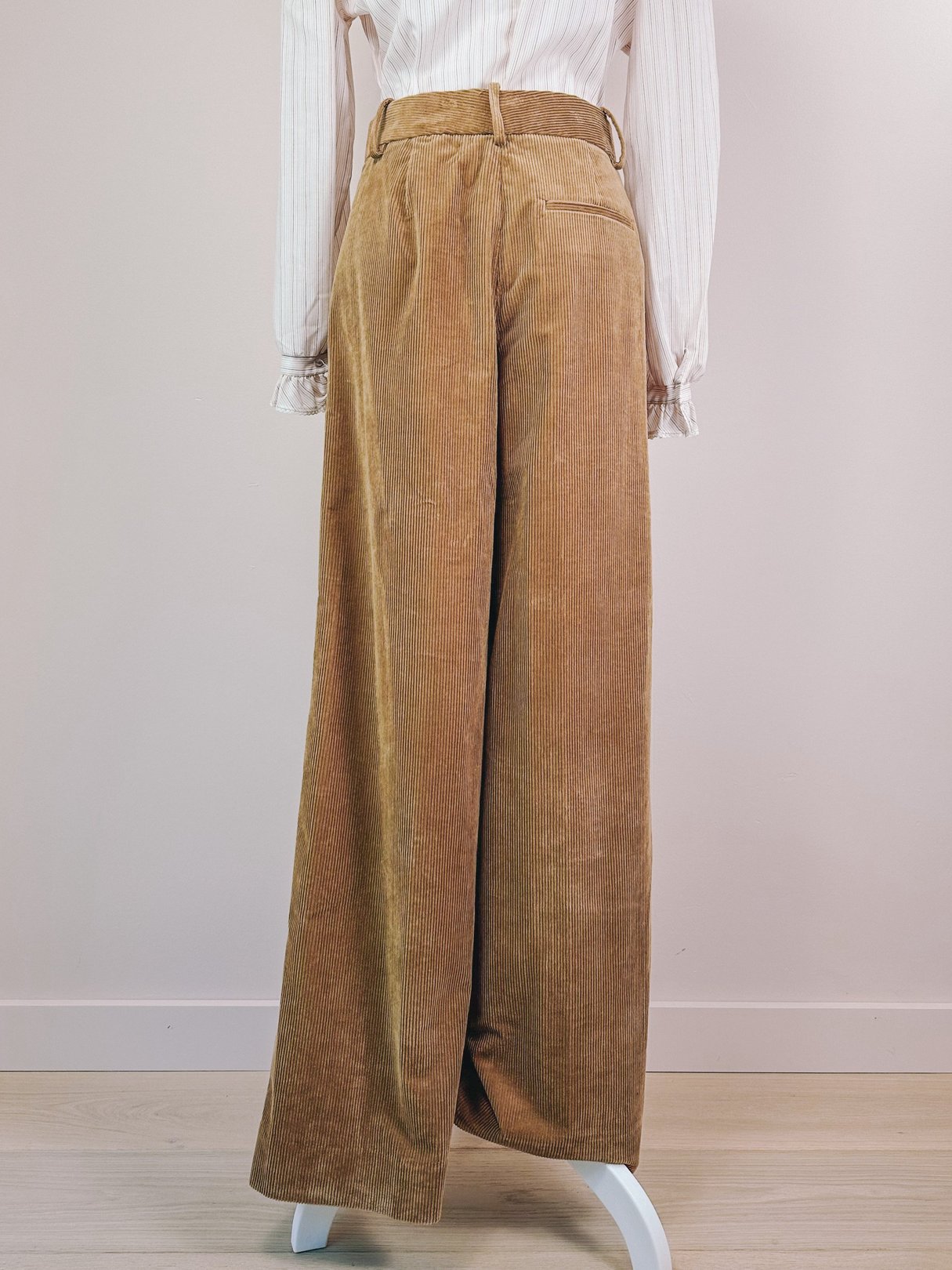 Women’s 1970s CorduROY Kent Pants in Toast Brown with a wide-leg silhouette and back pockets.