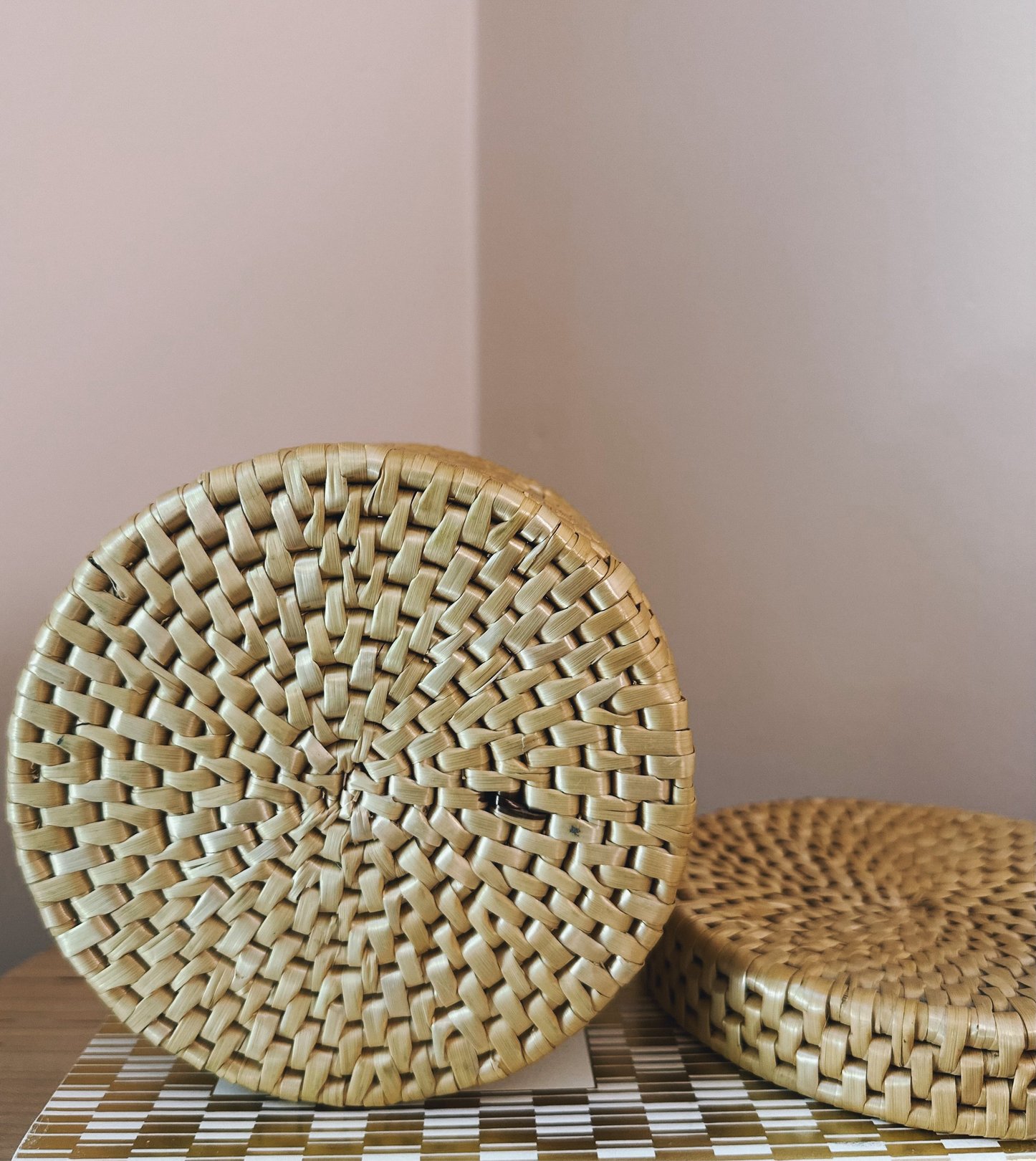 Round woven trinket basket in brown, showcasing a 1970s design, ideal for home decor.