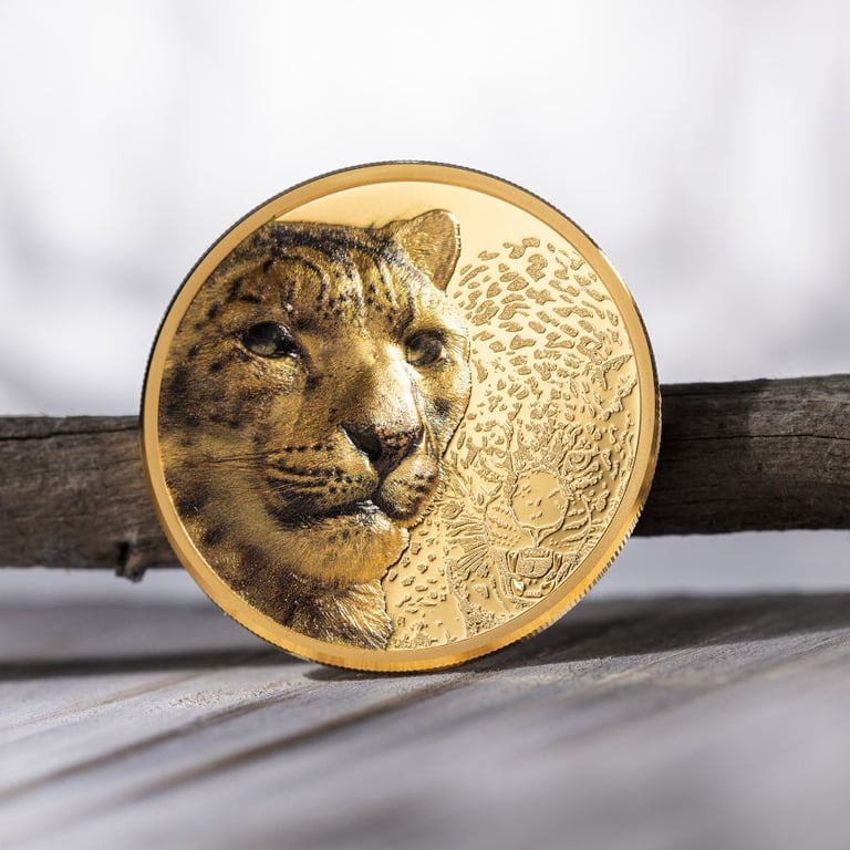Side view of the Gold Snow Leopard 1 oz PF- High Relief 2024