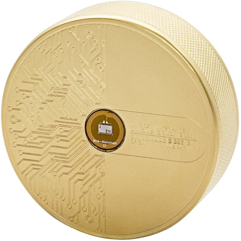 Side view of the Eisgenoss Gold Edition