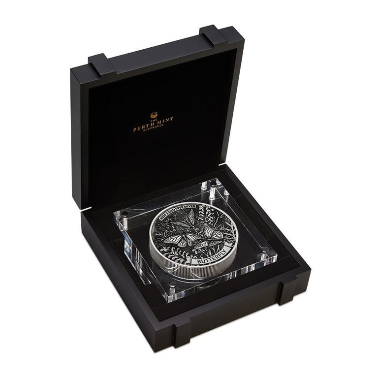 Silver Butterfly 2000 g High Relief – Antique Finish 2025 in original coin case