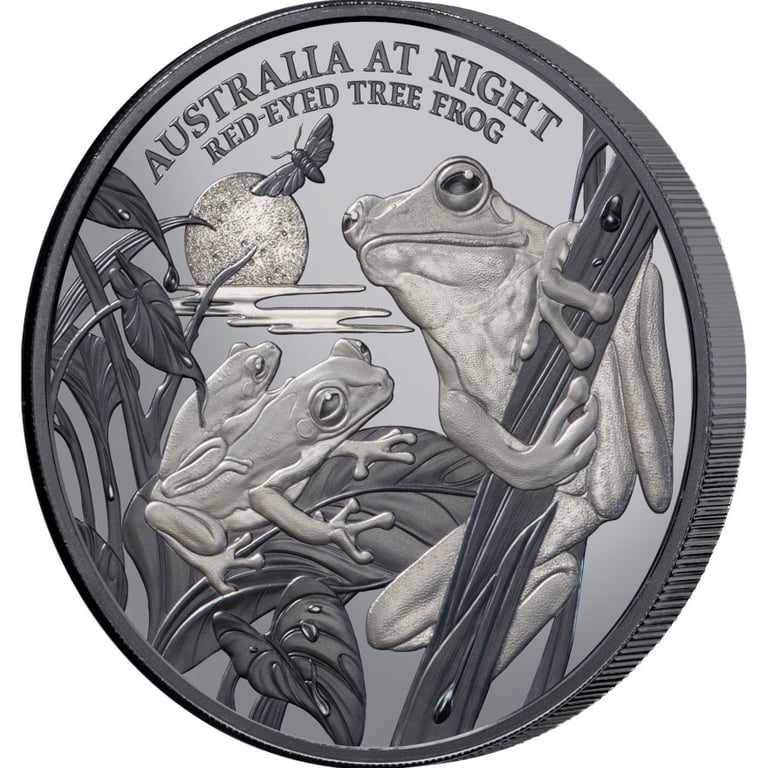 Side view of the Silver Red-Eyed Tree Frog 1 oz Black Proof - 2024