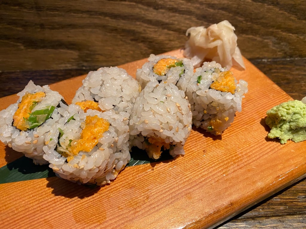 Spicy Salmon Roll