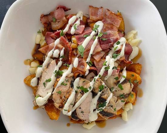Chicken, Bacon, and Ranch Poutine