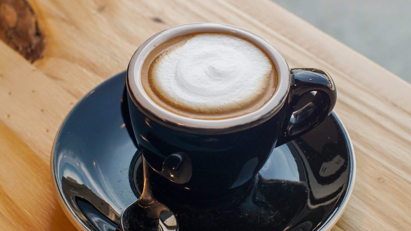 Macchiato (Hot)
