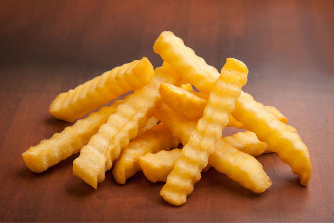 Crinkle Cut Fry Basket With Cheese Sauce