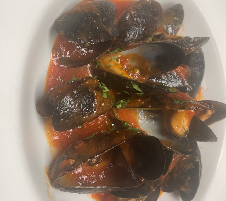 Fresh Cozze Marinara/Steamed Mussels