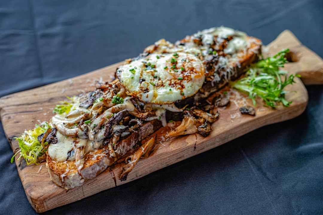 TRUFFLE TOAST