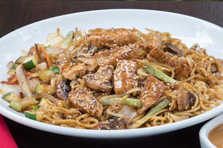 CHICKEN YAKISOBA