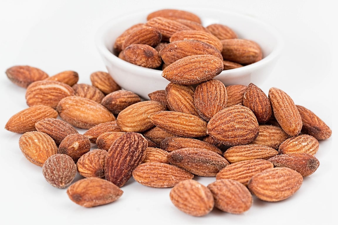 Unsalted Roasted Almonds by DG Pantry