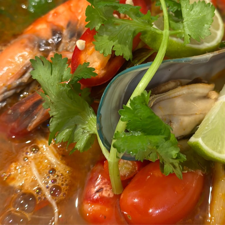 TOM YUM SEAFOOD ต้มยำทะเล