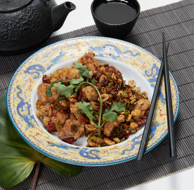 Popcorn Chicken w. Peanuts