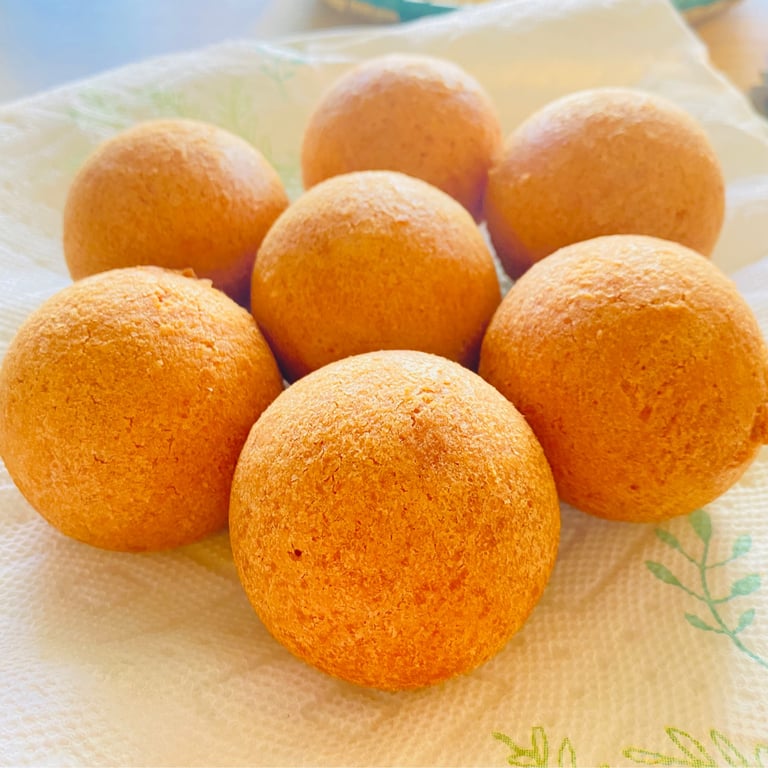 Buñuelo (Cheese Balls)