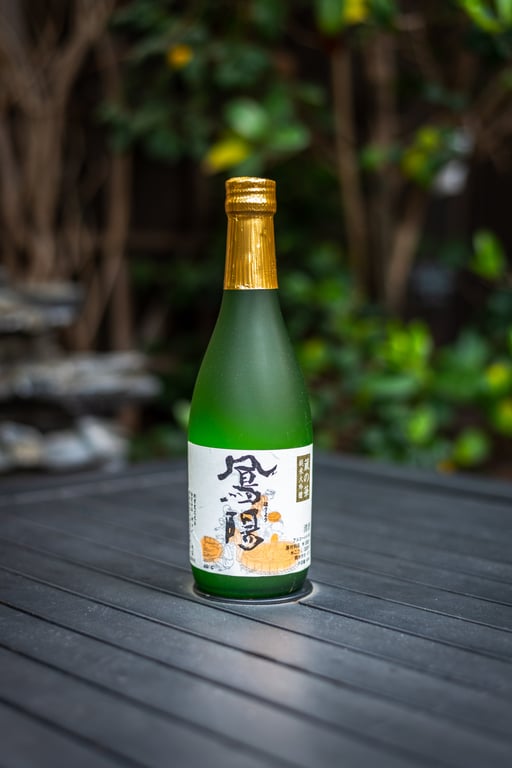 Hoyo "Kura no Hana" Bottle