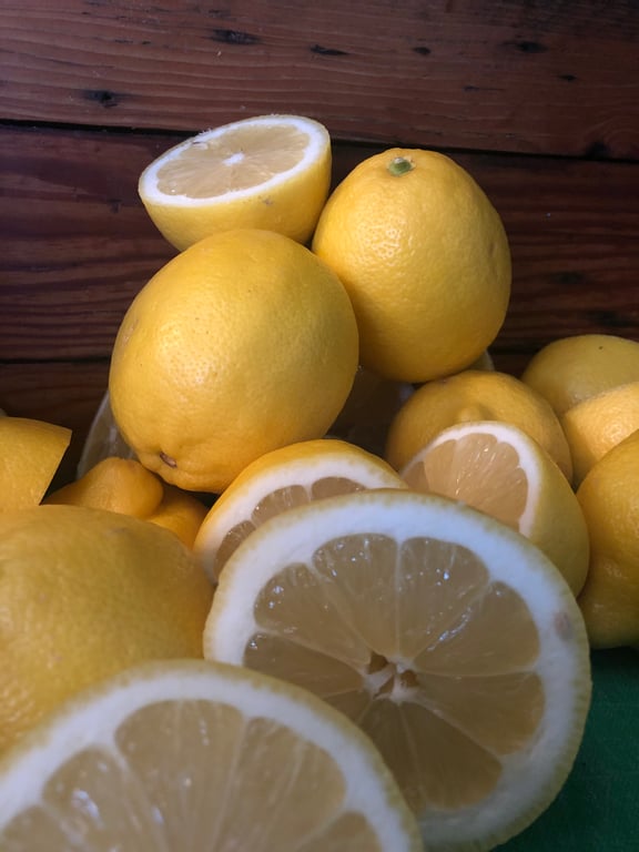 Fresh Sparkling Lavender Lemonade