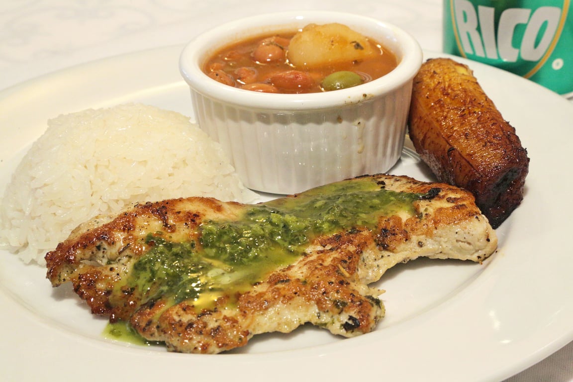 Pechuga Asada Lunch