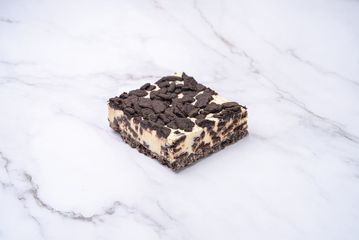 Cookies & Cream Cheesecake