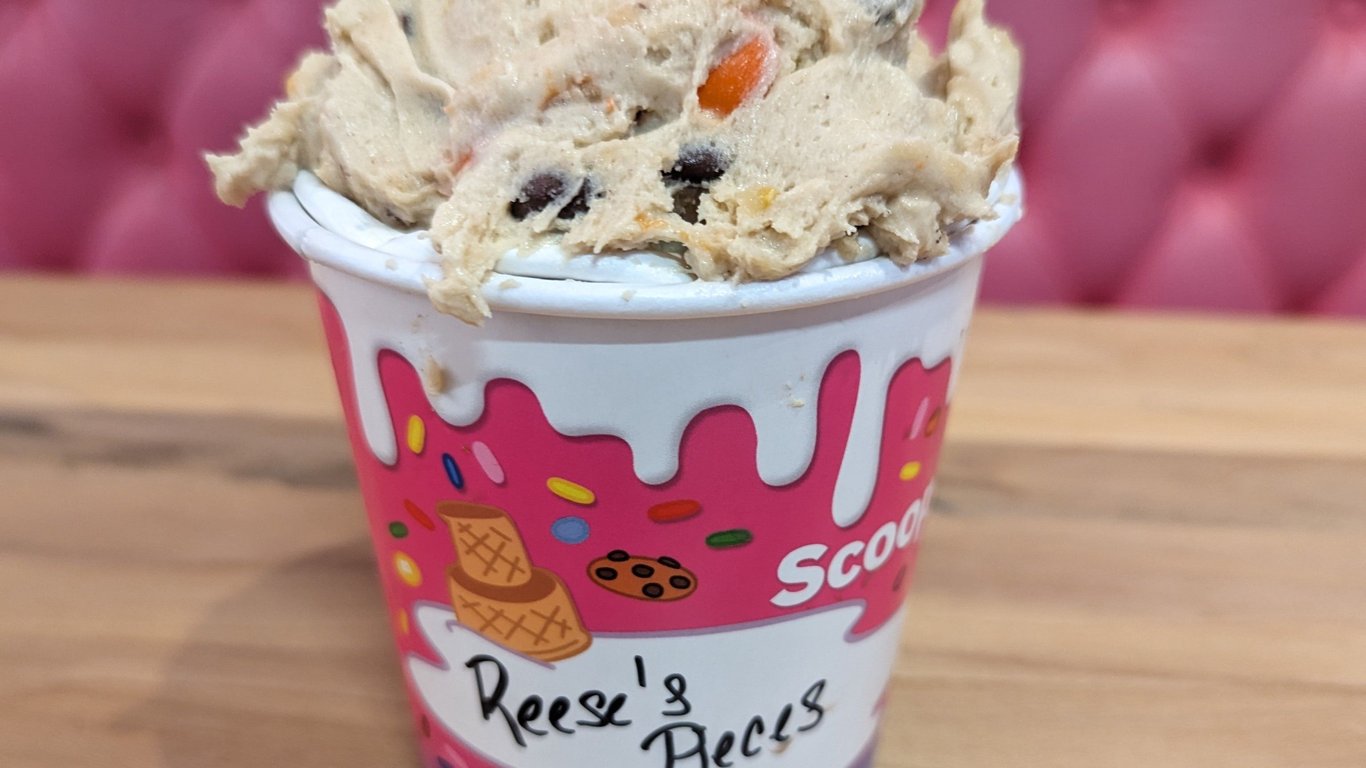 Reese's Pieces Cookie Dough Pint