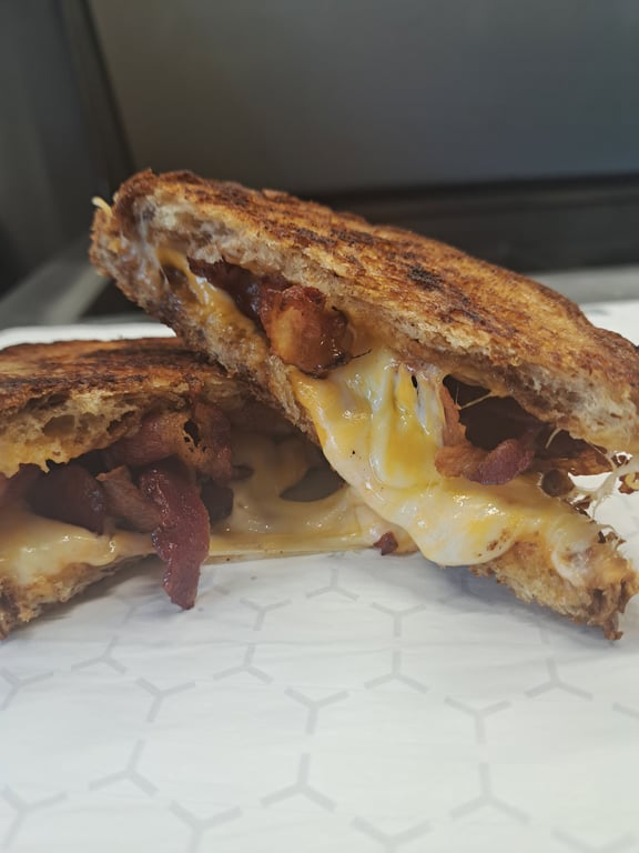Grilled Bacon and Cheese