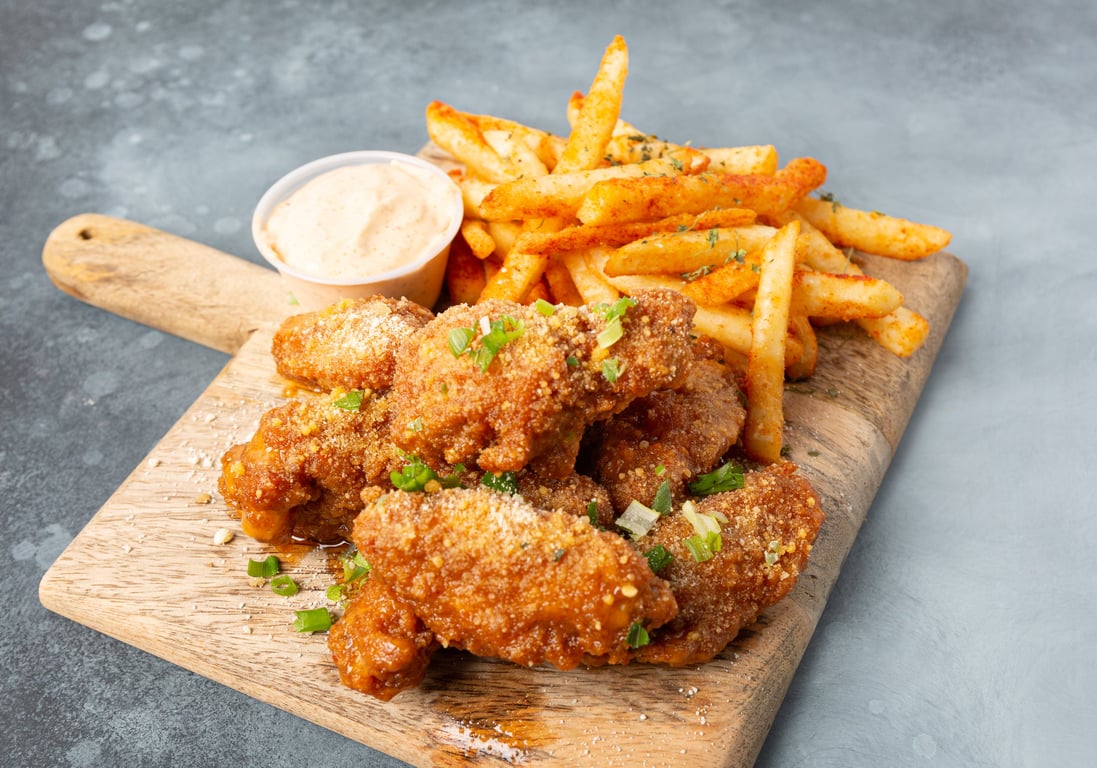 Chicken Wings (On Fries)