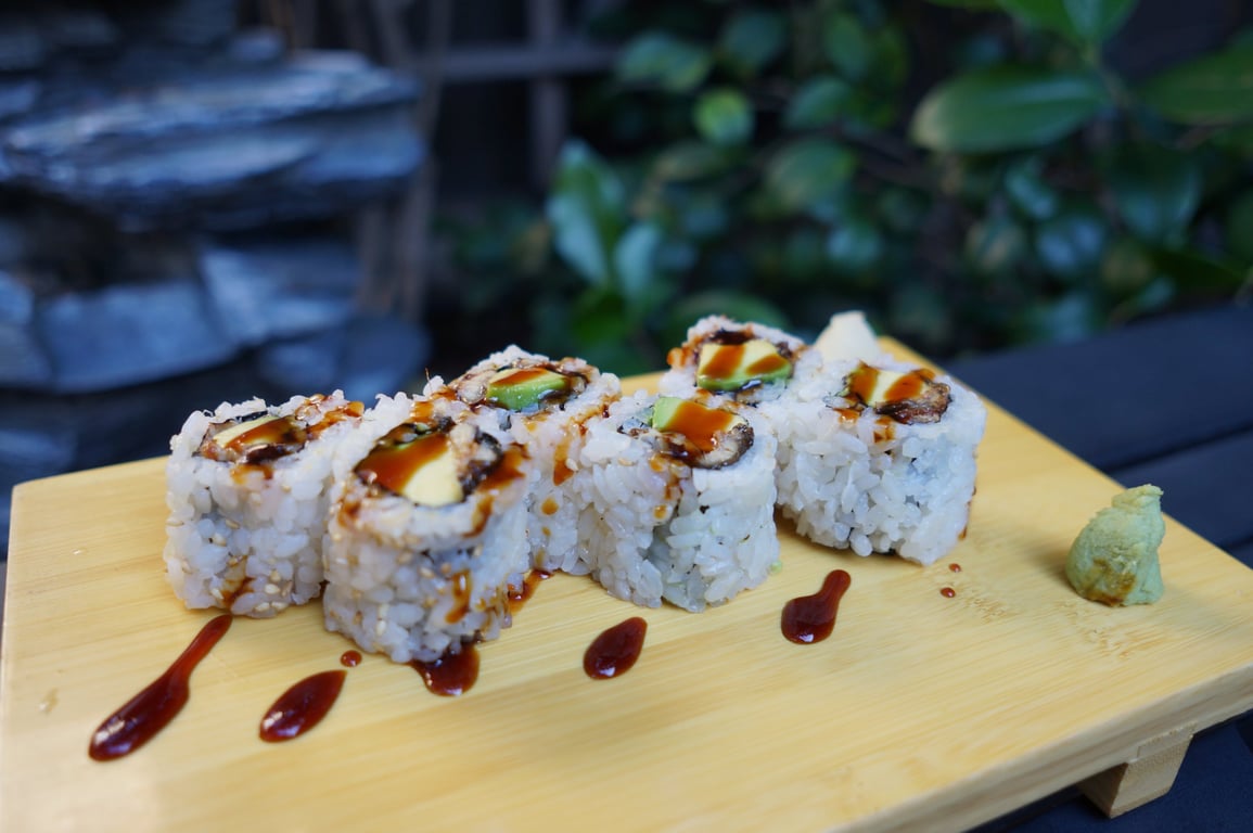 Eel Avocado Roll