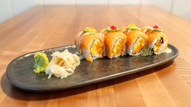Golden Eye Roll