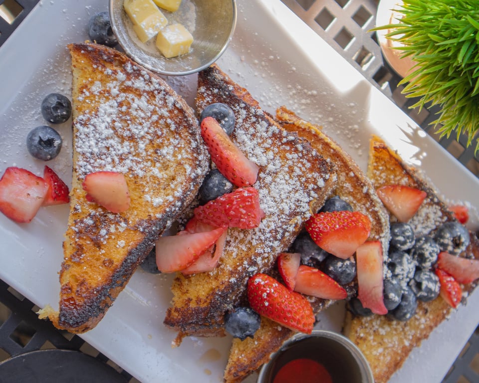 French Toast (UNAVAILABLE AFTER 11:50M-F/12:50S-S)