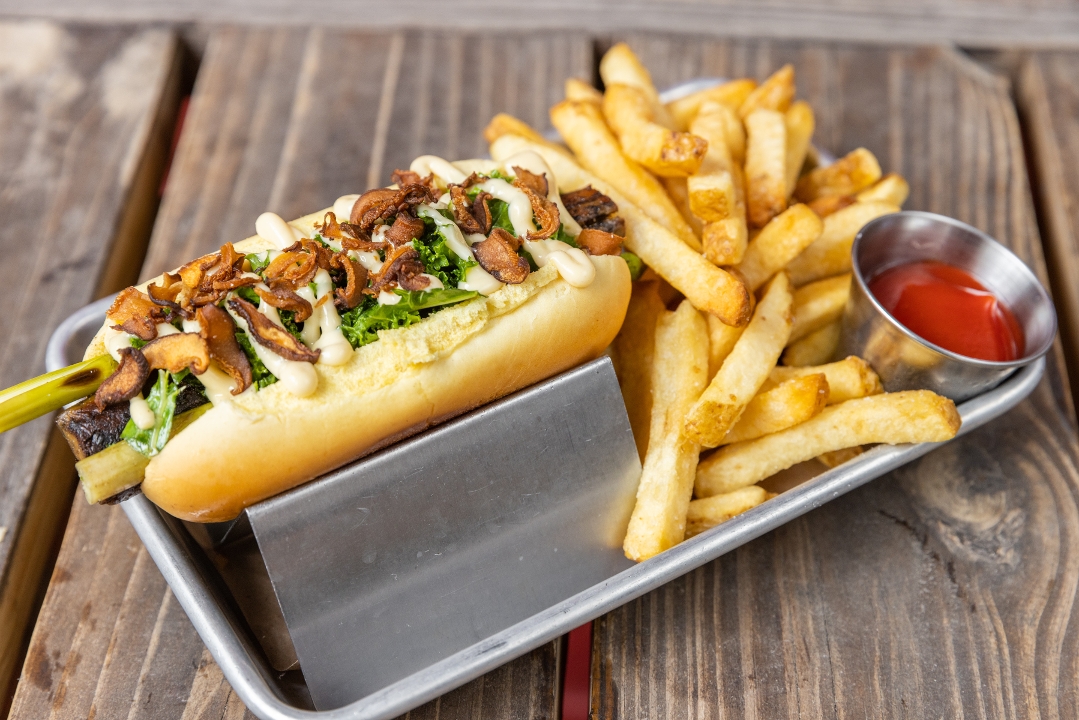 Portobello Mushroom w/ Fries