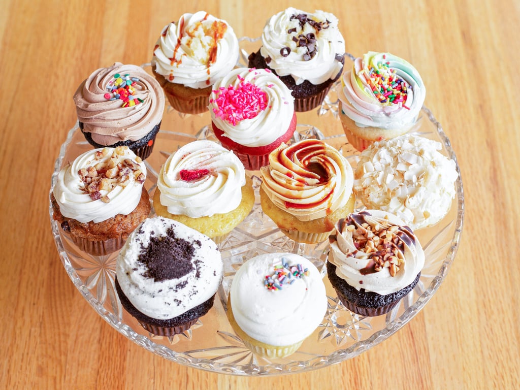 CUPCAKES - Assorted Dozen