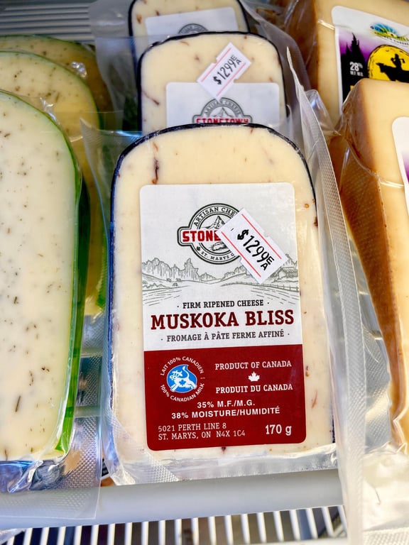 Muskoka Bliss Cranberry Cheese