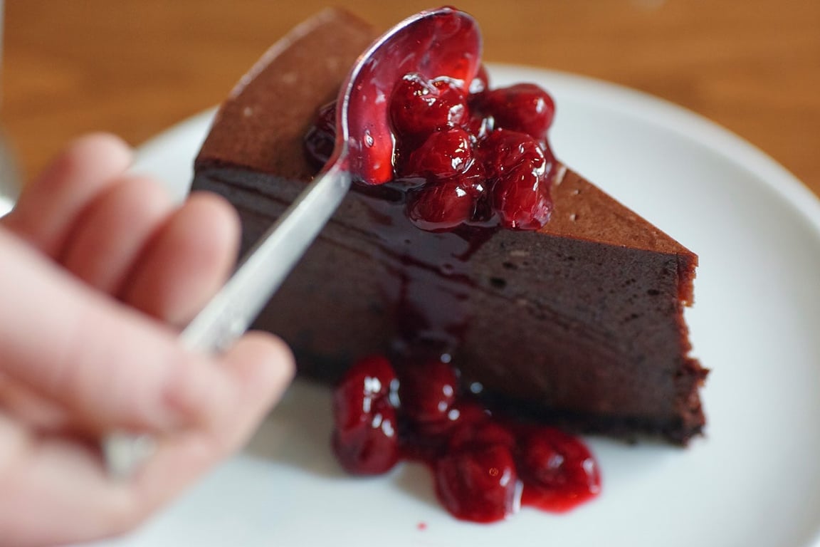 Double Chocolate Cheesecake Slice