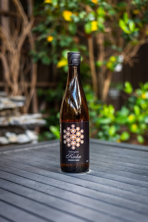 Tedorigawa "Kinka" Bottle