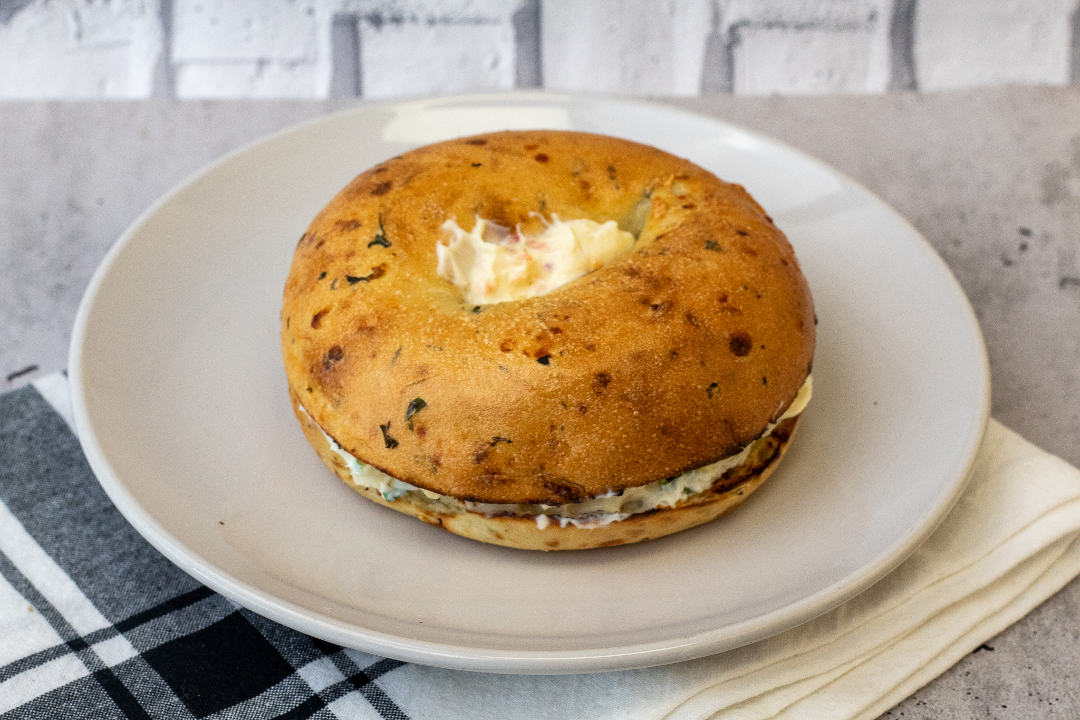 Pesto Bagel