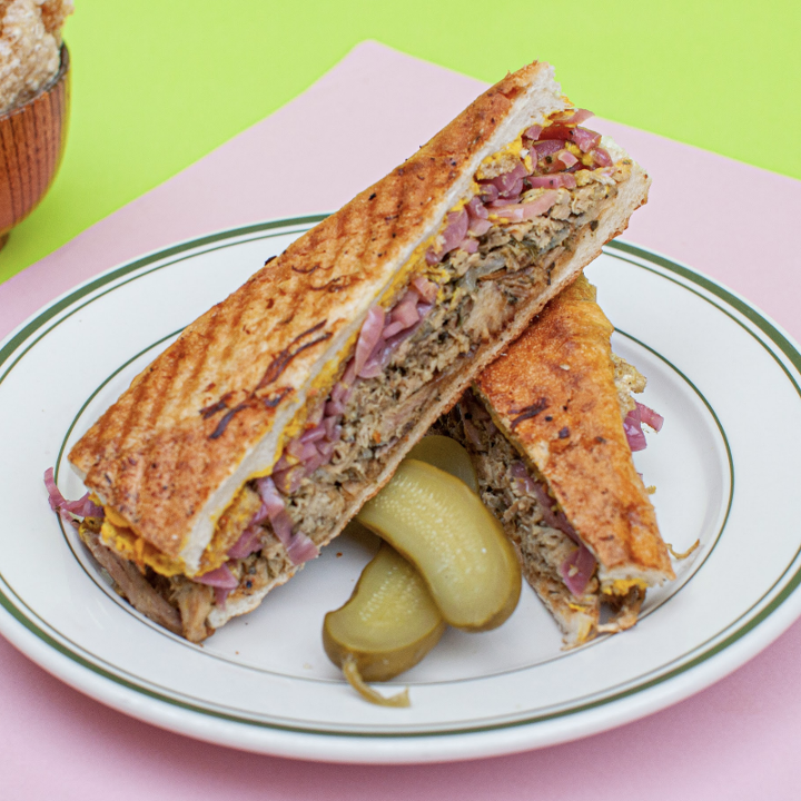 Pan Con Lechón