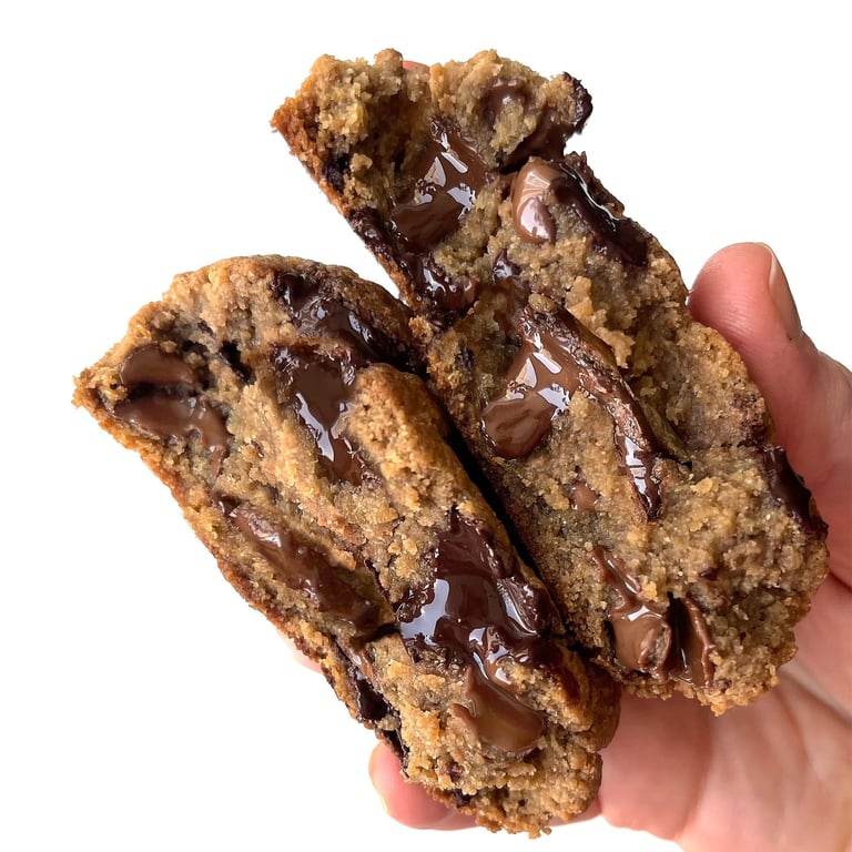 GF-Vegan Milk Chocolate Chip Cookie