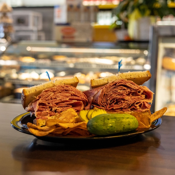 Hot Corned Beef Mikey