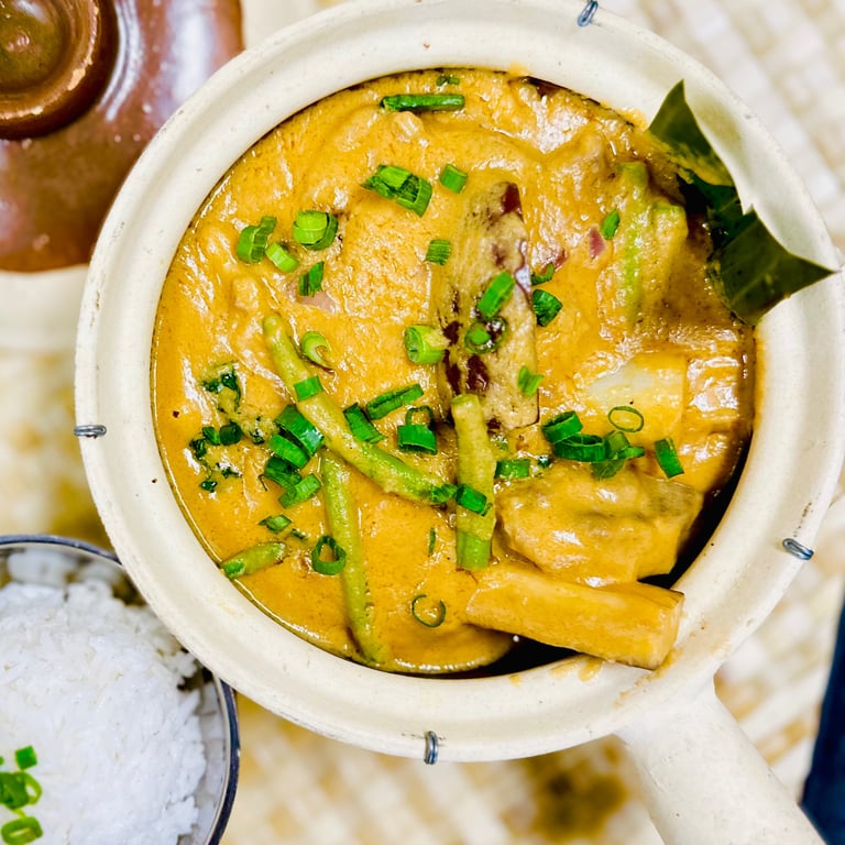 Vegetable Kare-Kare