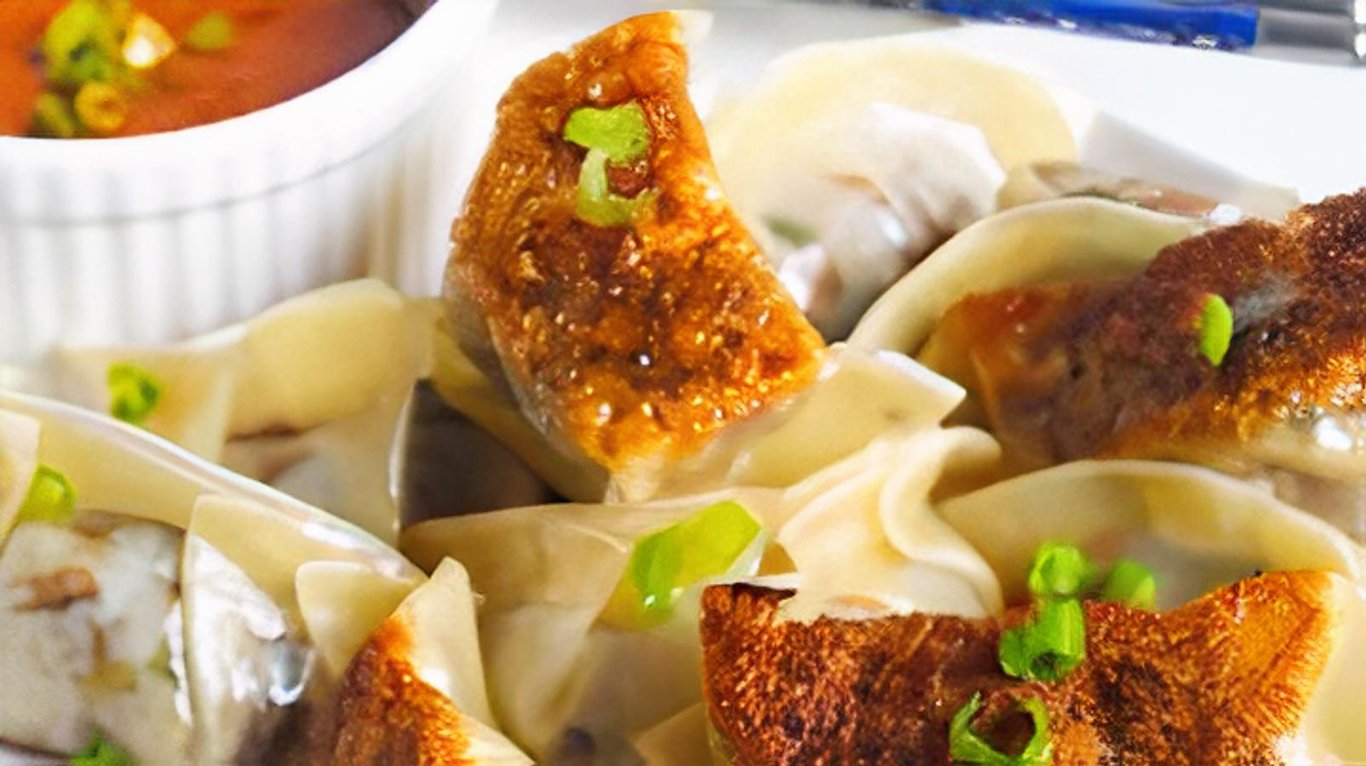 Chicken & Mushroom Dumplings (Appetizer 7 Pcs.)