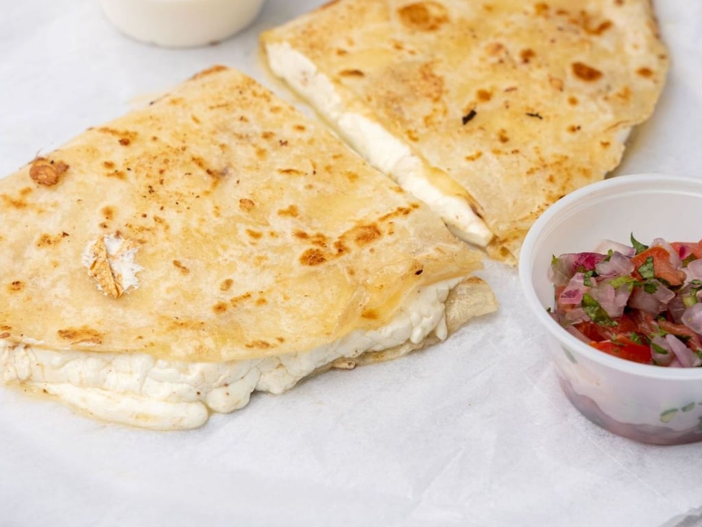 Queso Quesadilla