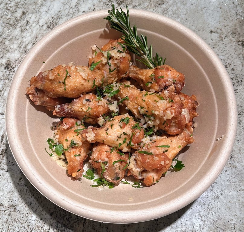 Chicken Wings Garlic Parm (12 pieces)