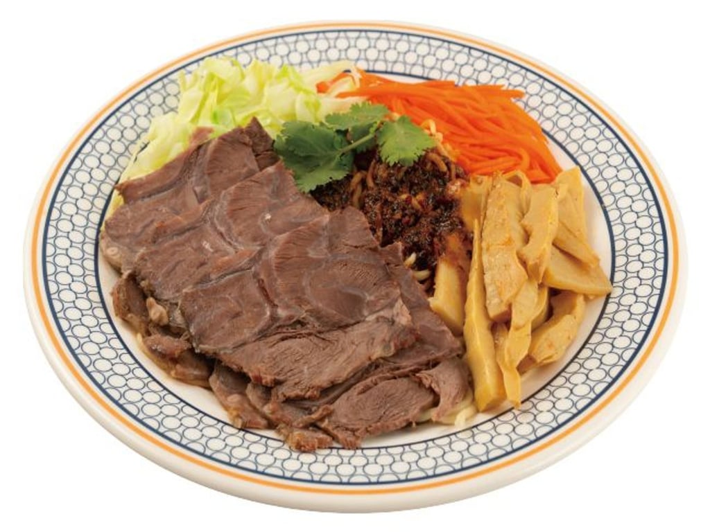 Spicy Beef Mixed Noodle 川香麻辣牛肉拌面