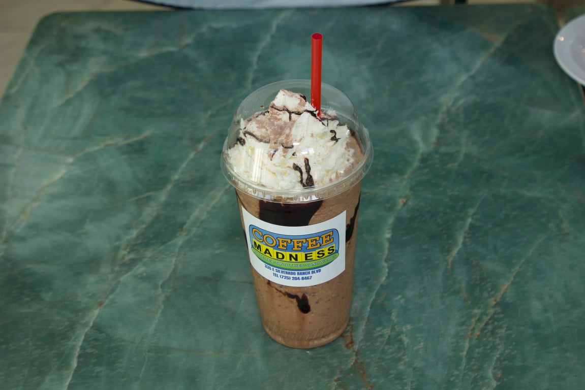 MONKEY mocha BLENDED 🐒 🐵